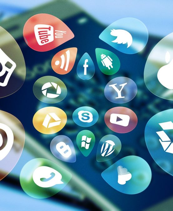 Cyfrowa książka w kilka minut – Twoja SuperPomoc dydaktyczna bez użycia AI