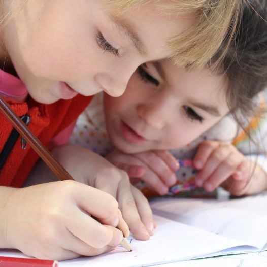 Wspomaganie dzieci z trudnościami w nauce czytania i pisania zagrożonych ryzykiem dysleksji